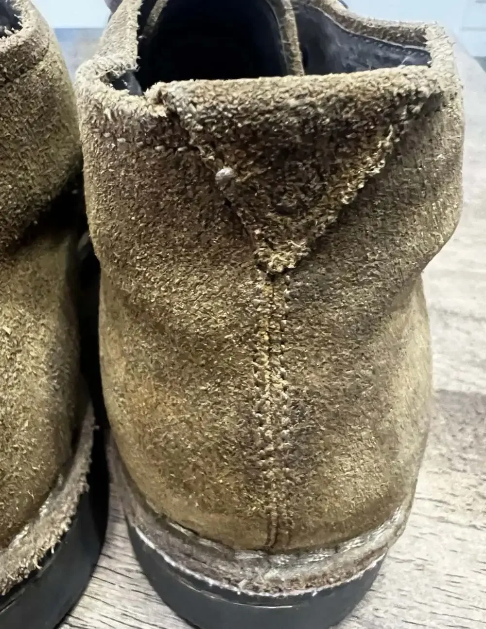 John Varvatos Star USA Suede Chukka Boots Featuring Duralit Men's 8.5 M